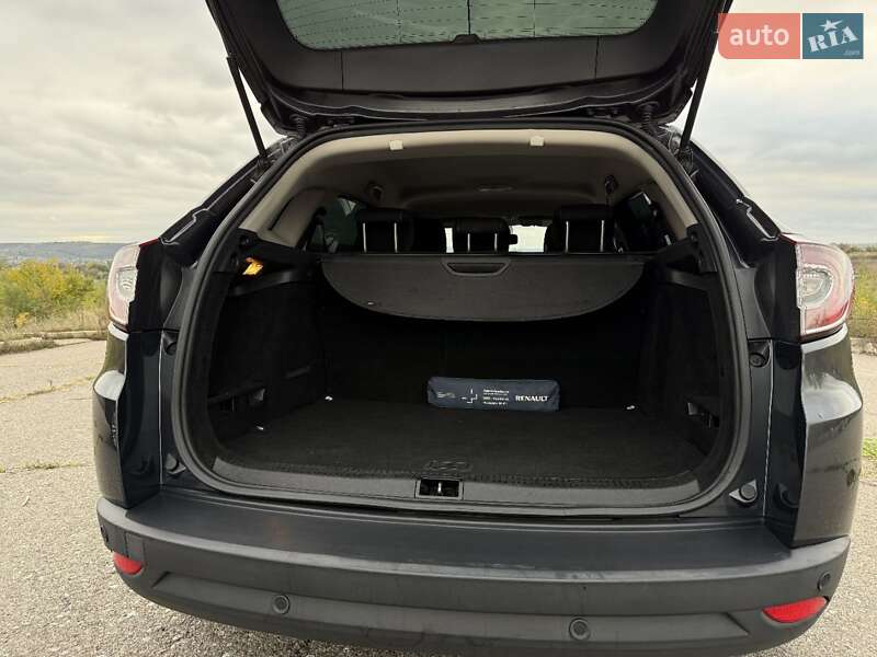 Универсал Renault Megane 2013 в Червонознаменке фото 50 Универсал Renault Megane 2013 в Червонознаменке