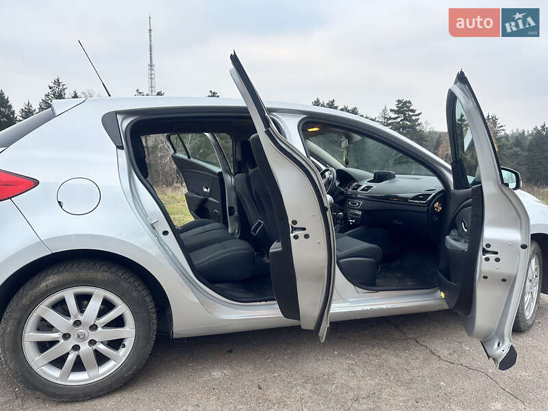 Хэтчбек Renault Megane 2010 в Тростянце фото 8 Хэтчбек Renault Megane 2010 в Тростянце