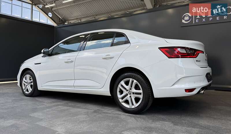 Седан Renault Megane 2018 в Києві