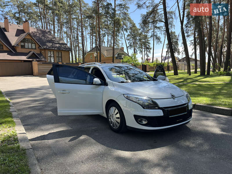 Универсал Renault Megane 2012 в Чернигове фото 15 Универсал Renault Megane 2012 в Чернигове