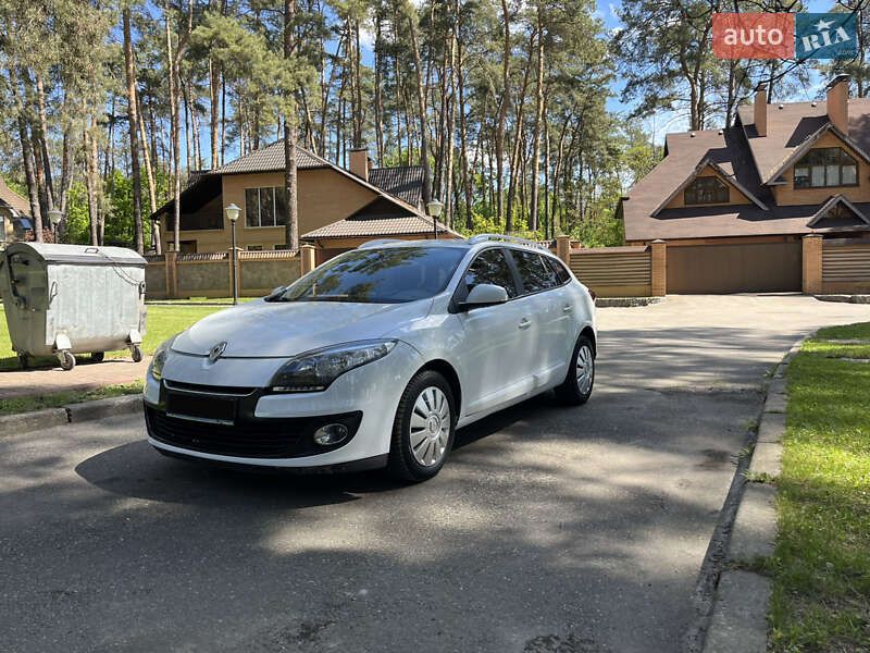 Универсал Renault Megane 2012 в Чернигове фото 29 Универсал Renault Megane 2012 в Чернигове