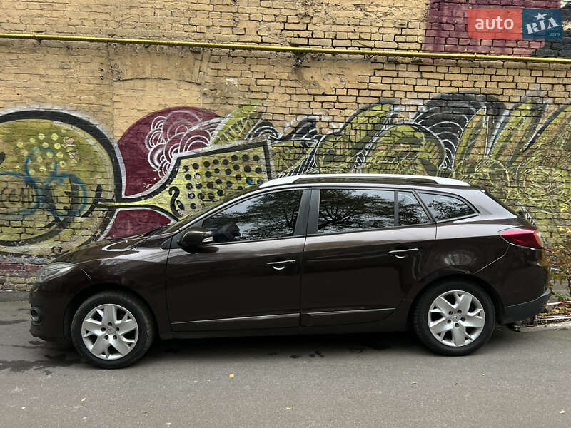 Универсал Renault Megane 2014 в Киеве фото 5 Универсал Renault Megane 2014 в Киеве
