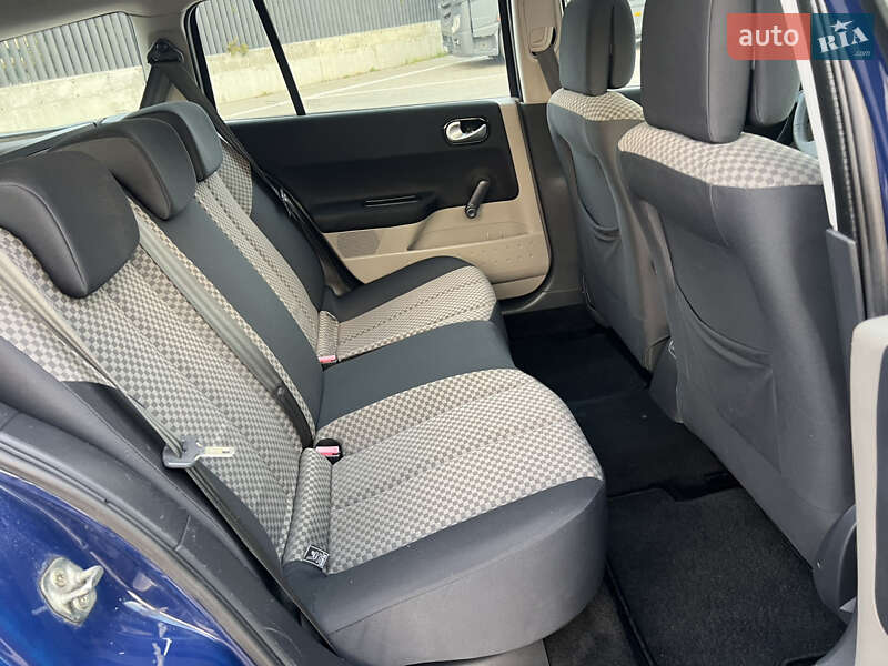Универсал Renault Megane 2005 в Луцке фото 46 Универсал Renault Megane 2005 в Луцке