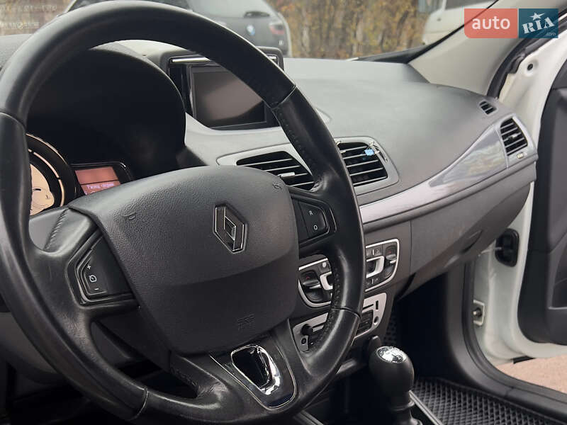 Универсал Renault Megane 2016 в Киеве