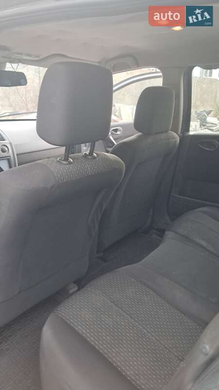 Универсал Renault Megane 2005 в Березному