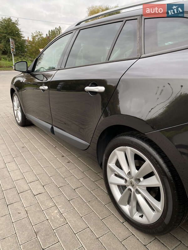 Універсал Renault Megane 2010 в Рівному фото 12 Універсал Renault Megane 2010 в Рівному