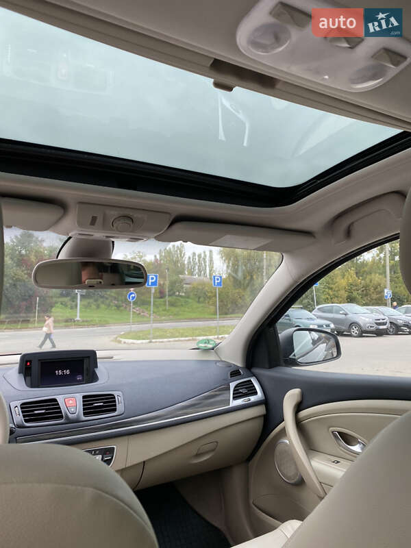Універсал Renault Megane 2010 в Рівному фото 27 Універсал Renault Megane 2010 в Рівному