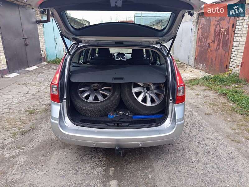 Универсал Renault Megane 2009 в Луцке фото 22 Универсал Renault Megane 2009 в Луцке