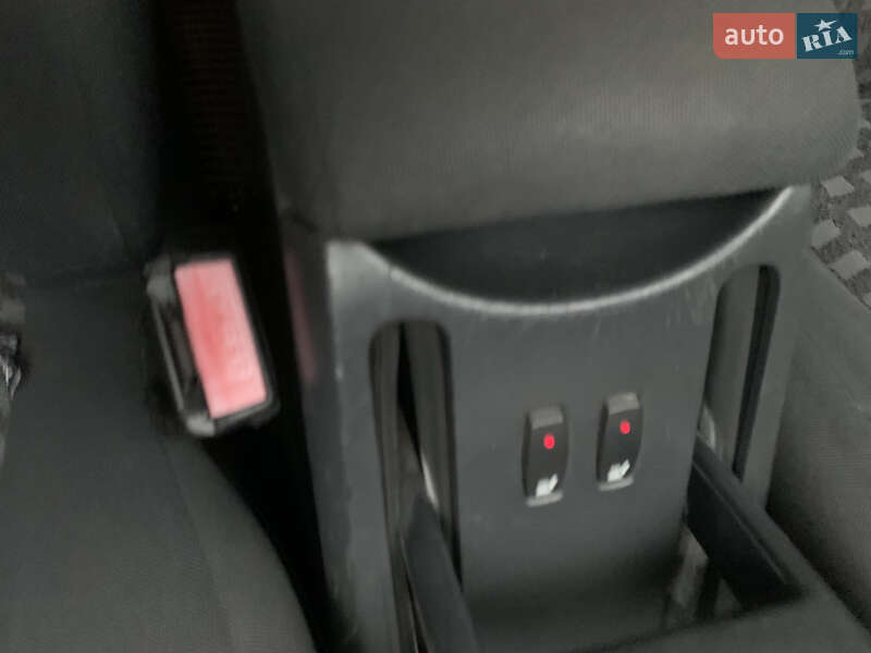 Универсал Renault Megane 2007 в Новгород-Северском фото 10 Универсал Renault Megane 2007 в Новгород-Северском