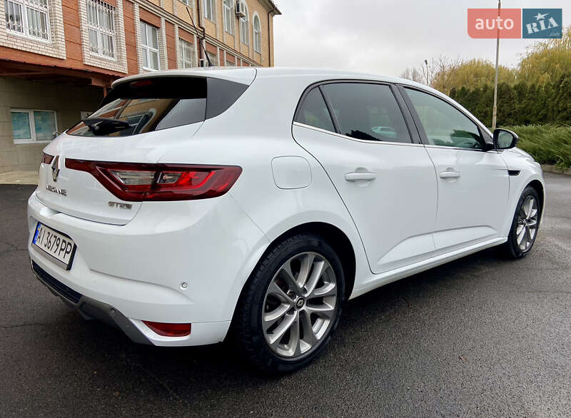 Хэтчбек Renault Megane 2017 в Умани