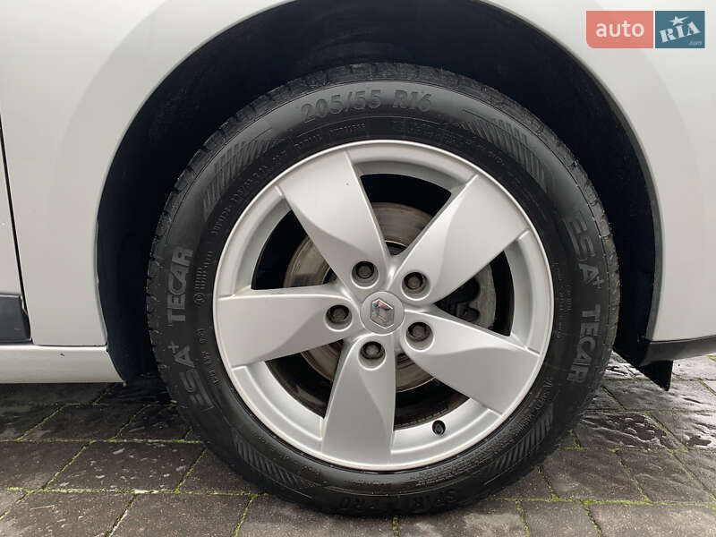 Хэтчбек Renault Megane 2009 в Кременце