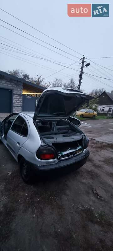 Хэтчбек Renault Megane 1996 в Каменском фото 6 Хэтчбек Renault Megane 1996 в Каменском