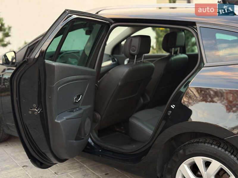 Универсал Renault Megane 2014 в Луцке фото 39 Универсал Renault Megane 2014 в Луцке