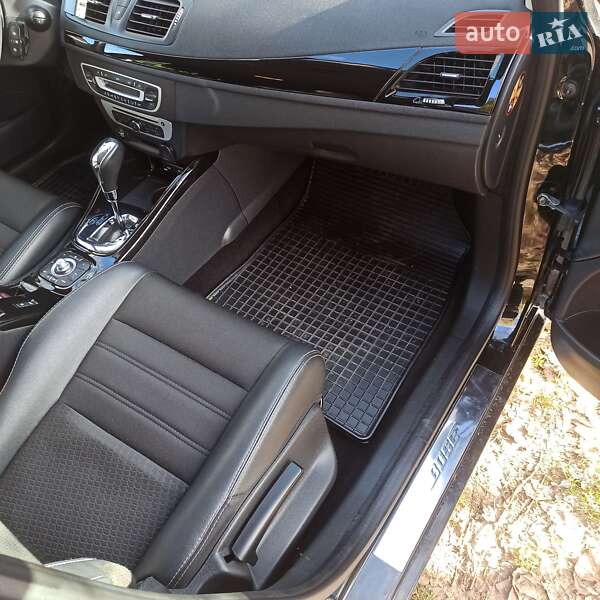 Универсал Renault Megane 2014 в Киеве фото 10 Универсал Renault Megane 2014 в Киеве