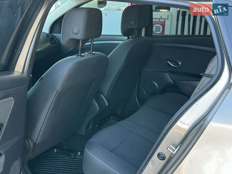 Універсал Renault Megane 2013 в Дрогобичі