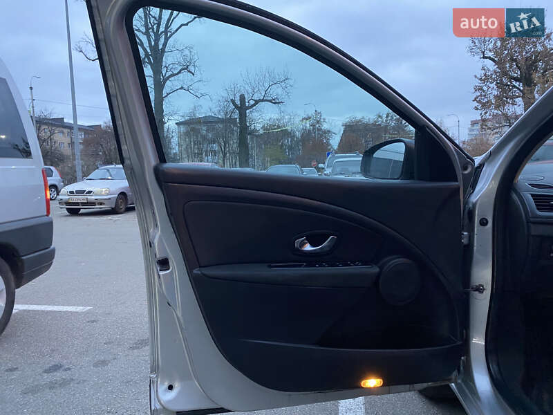 Универсал Renault Megane 2010 в Киеве фото 13 Универсал Renault Megane 2010 в Киеве