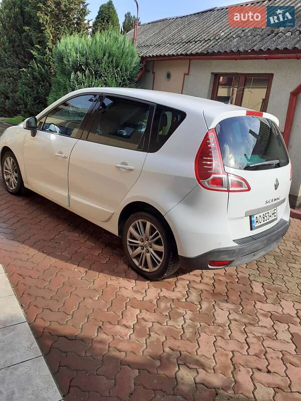 Універсал Renault Megane 2010 в Береговому