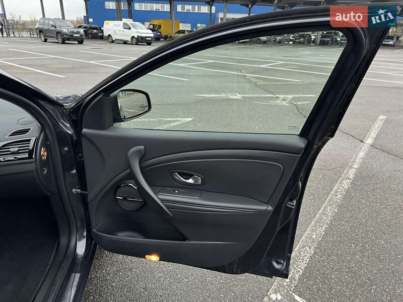 Універсал Renault Megane 2013 в Києві фото 27 Універсал Renault Megane 2013 в Києві