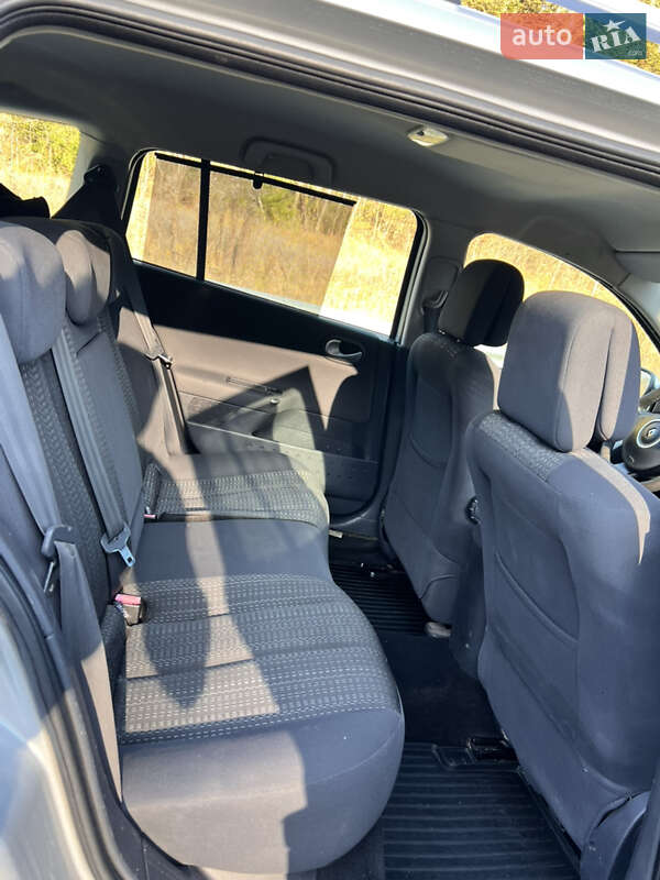 Універсал Renault Megane 2007 в Стрию фото 9 Універсал Renault Megane 2007 в Стрию