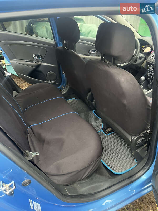 Універсал Renault Megane 2012 в Чорнухах