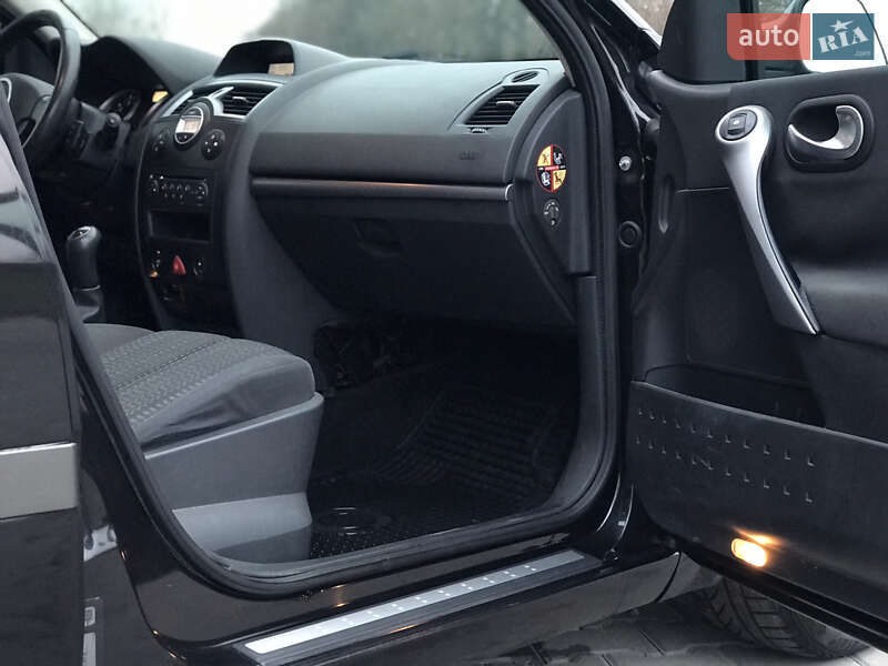 Універсал Renault Megane 2006 в Рівному фото 20 Універсал Renault Megane 2006 в Рівному