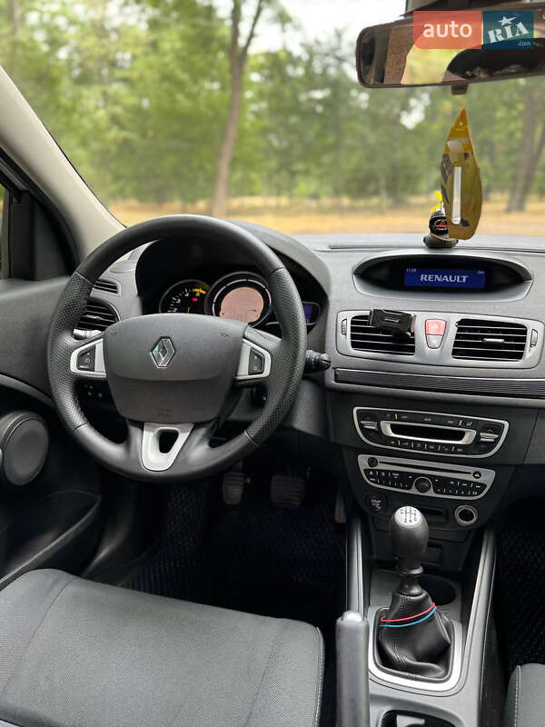 Универсал Renault Megane 2011 в Кропивницком фото 8 Универсал Renault Megane 2011 в Кропивницком