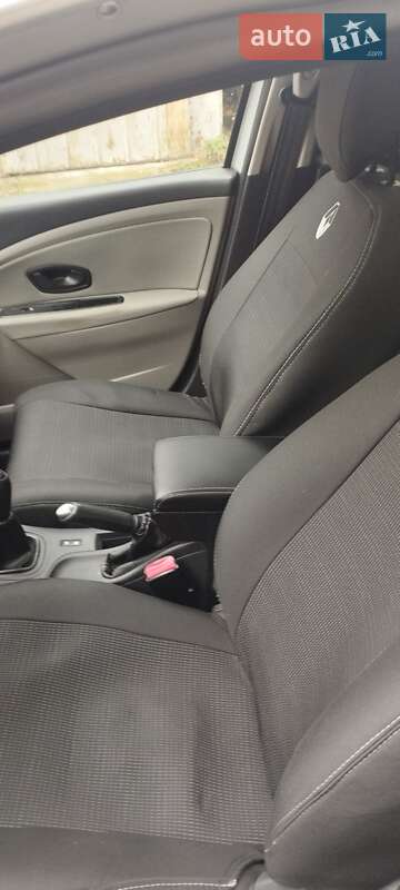 Универсал Renault Megane 2011 в Запорожье фото 6 Универсал Renault Megane 2011 в Запорожье