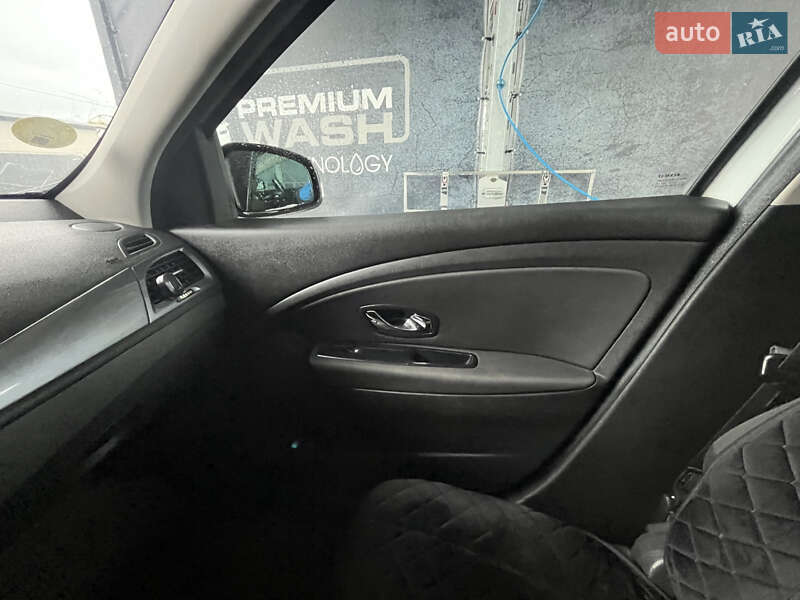 Универсал Renault Megane 2015 в Луцке