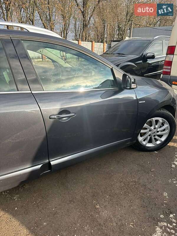 Универсал Renault Megane 2014 в Львове фото 19 Универсал Renault Megane 2014 в Львове