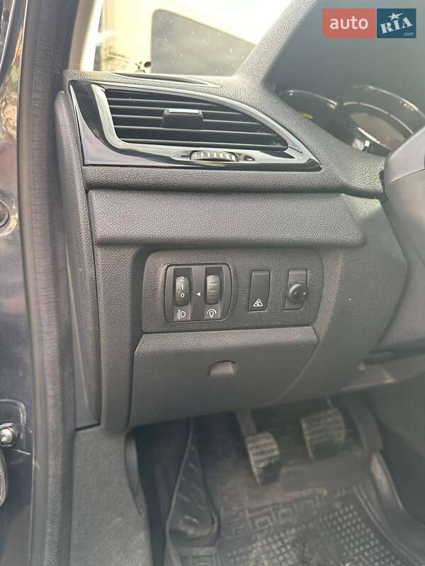 Универсал Renault Megane 2014 в Львове фото 30 Универсал Renault Megane 2014 в Львове