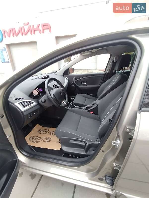 Універсал Renault Megane 2013 в Луцьку