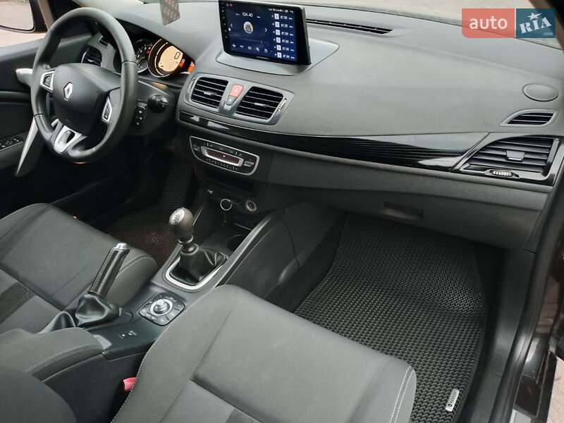 Универсал Renault Megane 2011 в Каменском фото 6 Универсал Renault Megane 2011 в Каменском