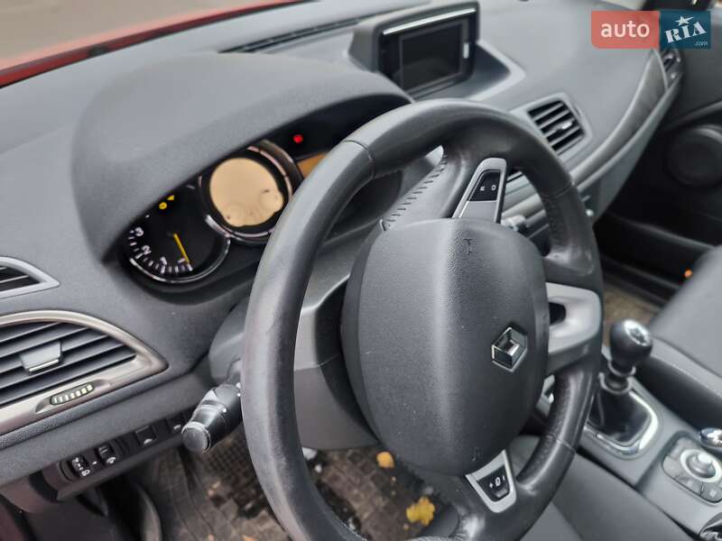 Хэтчбек Renault Megane 2012 в Житомире фото 12 Хэтчбек Renault Megane 2012 в Житомире