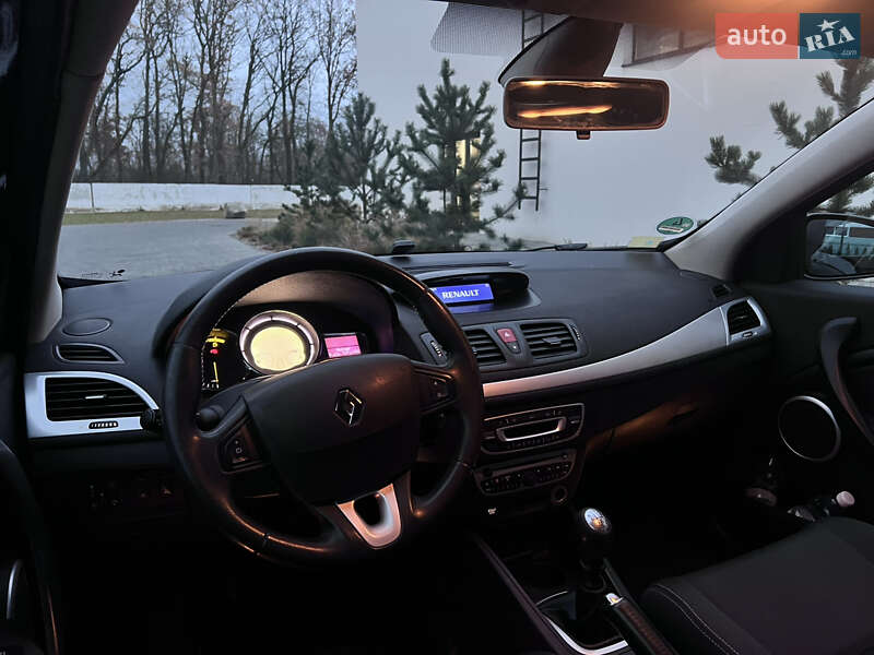 Хэтчбек Renault Megane 2009 в Луцке фото 12 Хэтчбек Renault Megane 2009 в Луцке