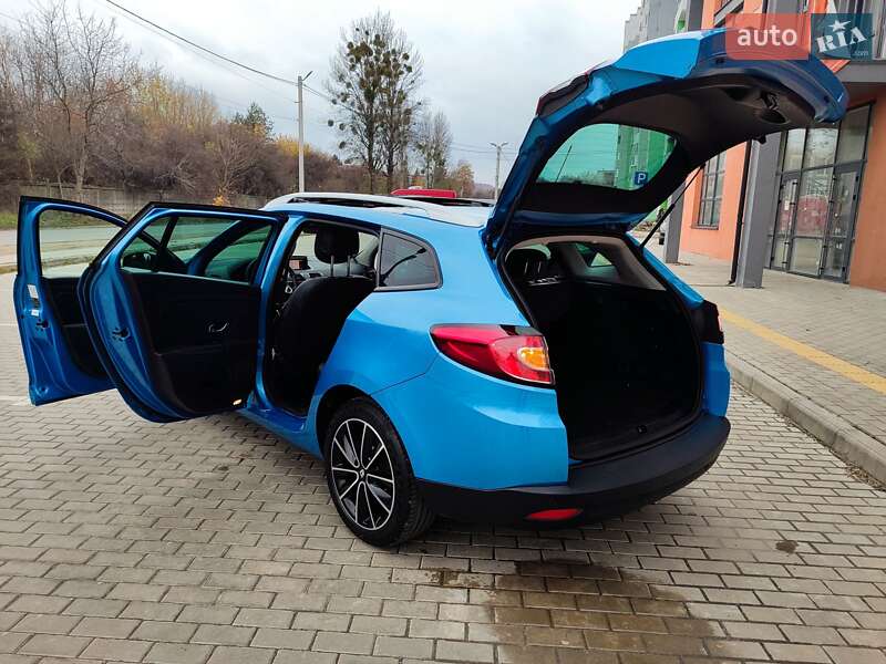 Универсал Renault Megane 2013 в Львове