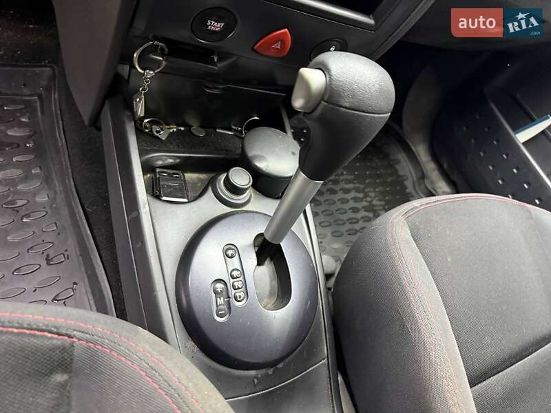 Хэтчбек Renault Megane 2007 в Черновцах фото 10 Хэтчбек Renault Megane 2007 в Черновцах