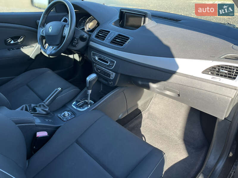 Хэтчбек Renault Megane 2012 в Владимире