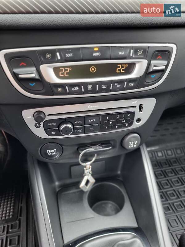 Универсал Renault Megane 2013 в Смеле фото 16 Универсал Renault Megane 2013 в Смеле