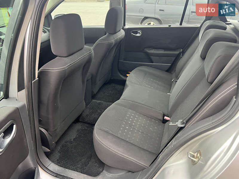 Универсал Renault Megane 2005 в Броварах фото 5 Универсал Renault Megane 2005 в Броварах