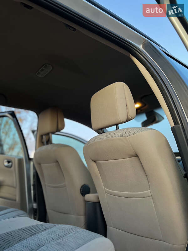 Универсал Renault Megane 2006 в Турбовом фото 14 Универсал Renault Megane 2006 в Турбовом