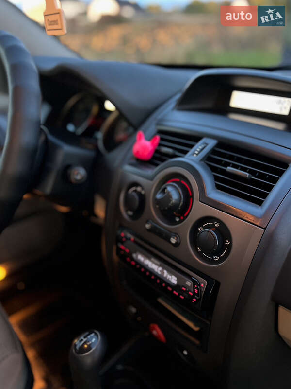 Универсал Renault Megane 2006 в Турбовом фото 17 Универсал Renault Megane 2006 в Турбовом