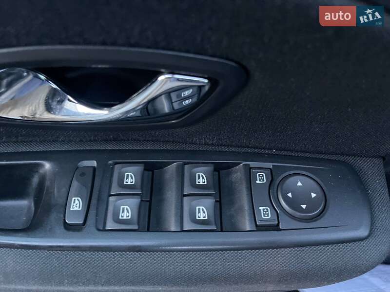 Універсал Renault Megane 2012 в Луцьку фото 16 Універсал Renault Megane 2012 в Луцьку