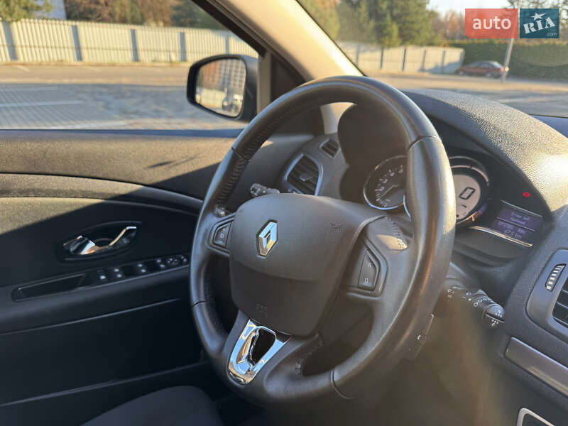 Универсал Renault Megane 2015 в Луцке фото 28 Универсал Renault Megane 2015 в Луцке