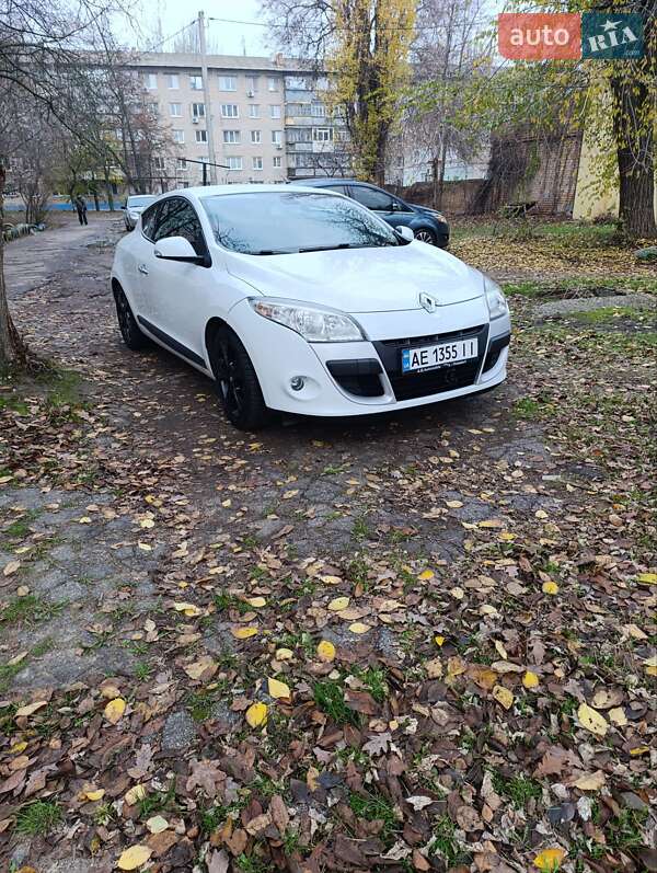 Купе Renault Megane 2010 в Никополе фото 2 Купе Renault Megane 2010 в Никополе