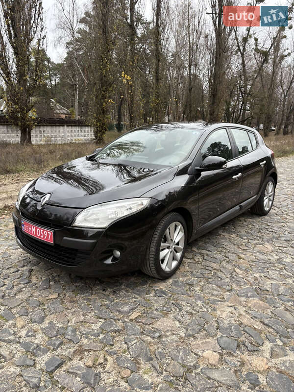 Хэтчбек Renault Megane 2010 в Ахтырке фото 4 Хэтчбек Renault Megane 2010 в Ахтырке