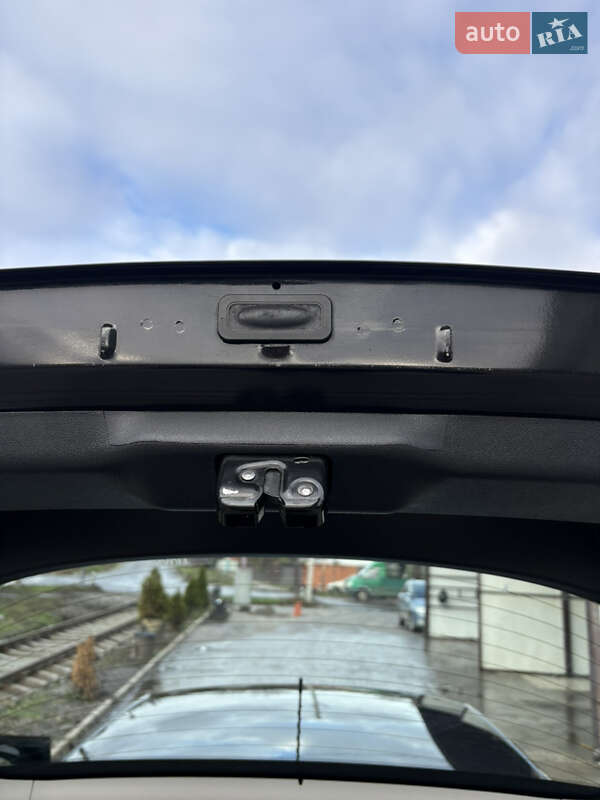 Хэтчбек Renault Megane 2010 в Ахтырке фото 13 Хэтчбек Renault Megane 2010 в Ахтырке