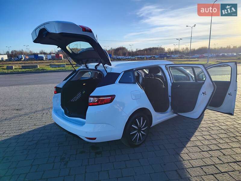 Универсал Renault Megane 2017 в Львове