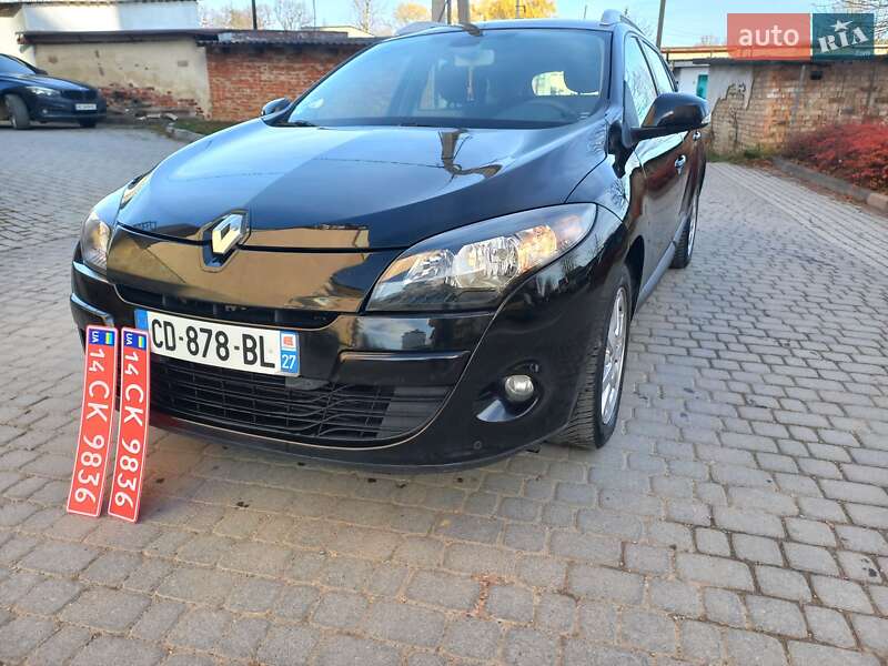 Универсал Renault Megane 2012 в Надворной фото 3 Универсал Renault Megane 2012 в Надворной