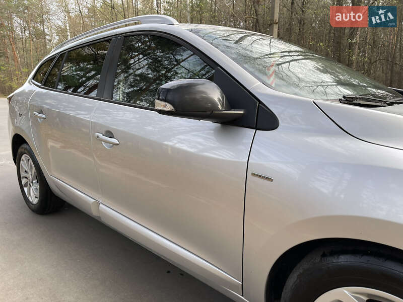 Универсал Renault Megane 2015 в Славуте фото 29 Универсал Renault Megane 2015 в Славуте