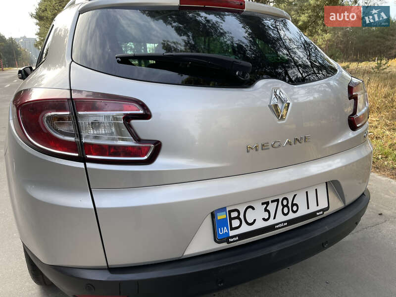 Универсал Renault Megane 2015 в Славуте фото 41 Универсал Renault Megane 2015 в Славуте